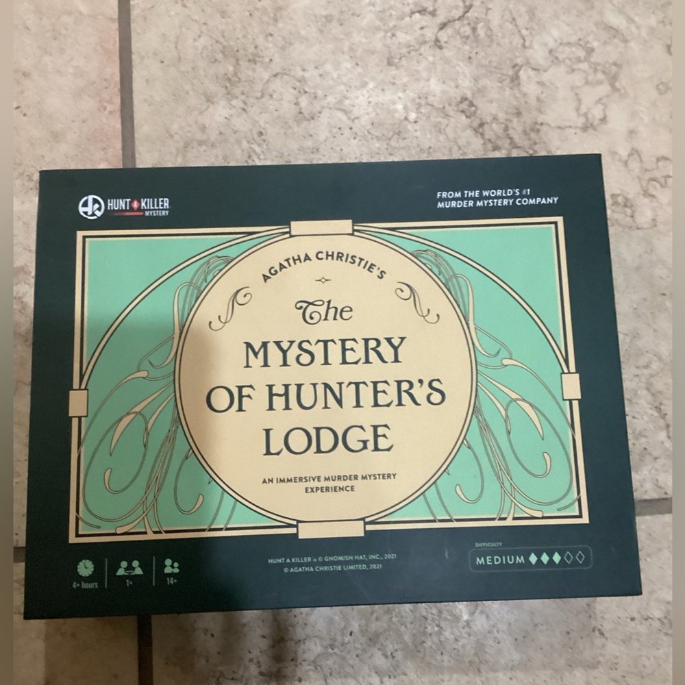 Hunt a Killer Agatha Christie’s Mystery at Hunters Lodge